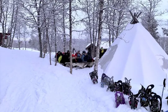 Evening family tour with sledge, campfire and fun! 